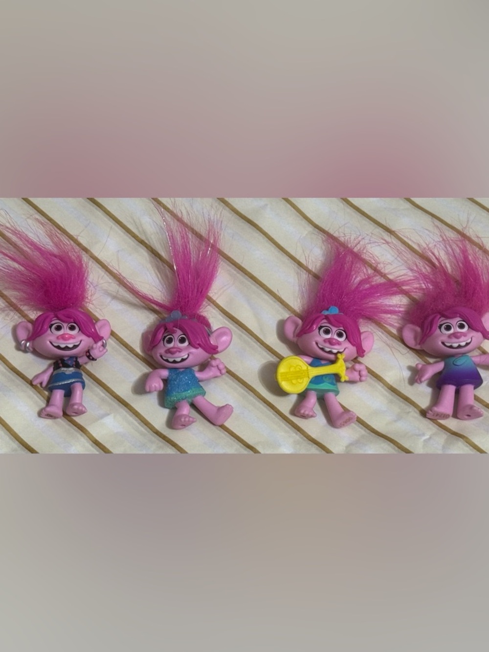 Trolls World Tour Collectible Figures